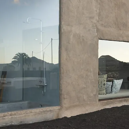 布埃纳维斯塔兰萨罗特住宿加早餐旅馆 * La Asomada (Lanzarote)